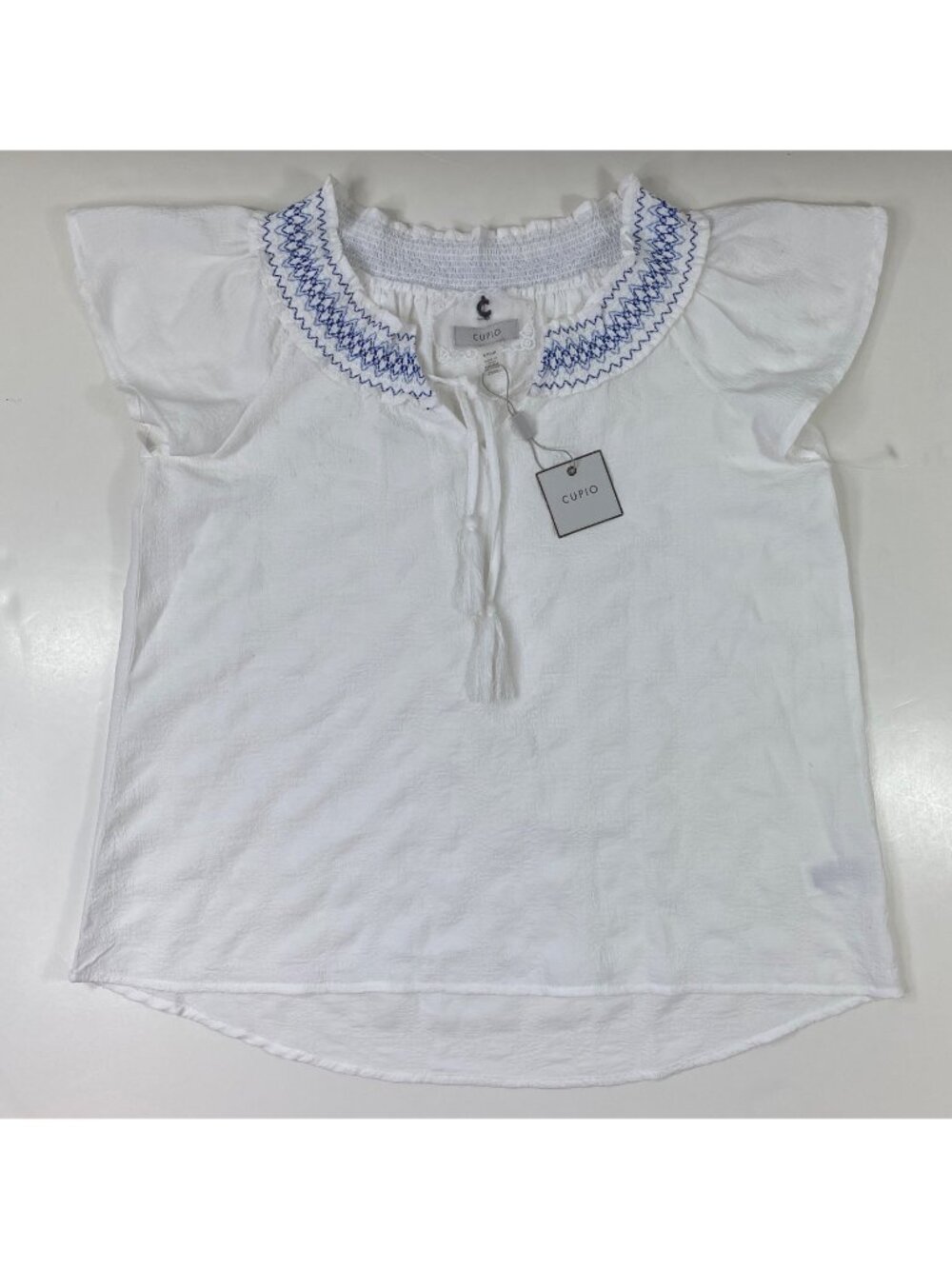 Cupio Womens Top Short Sleeve White Solid Blue Embroidered Neckline Size Small